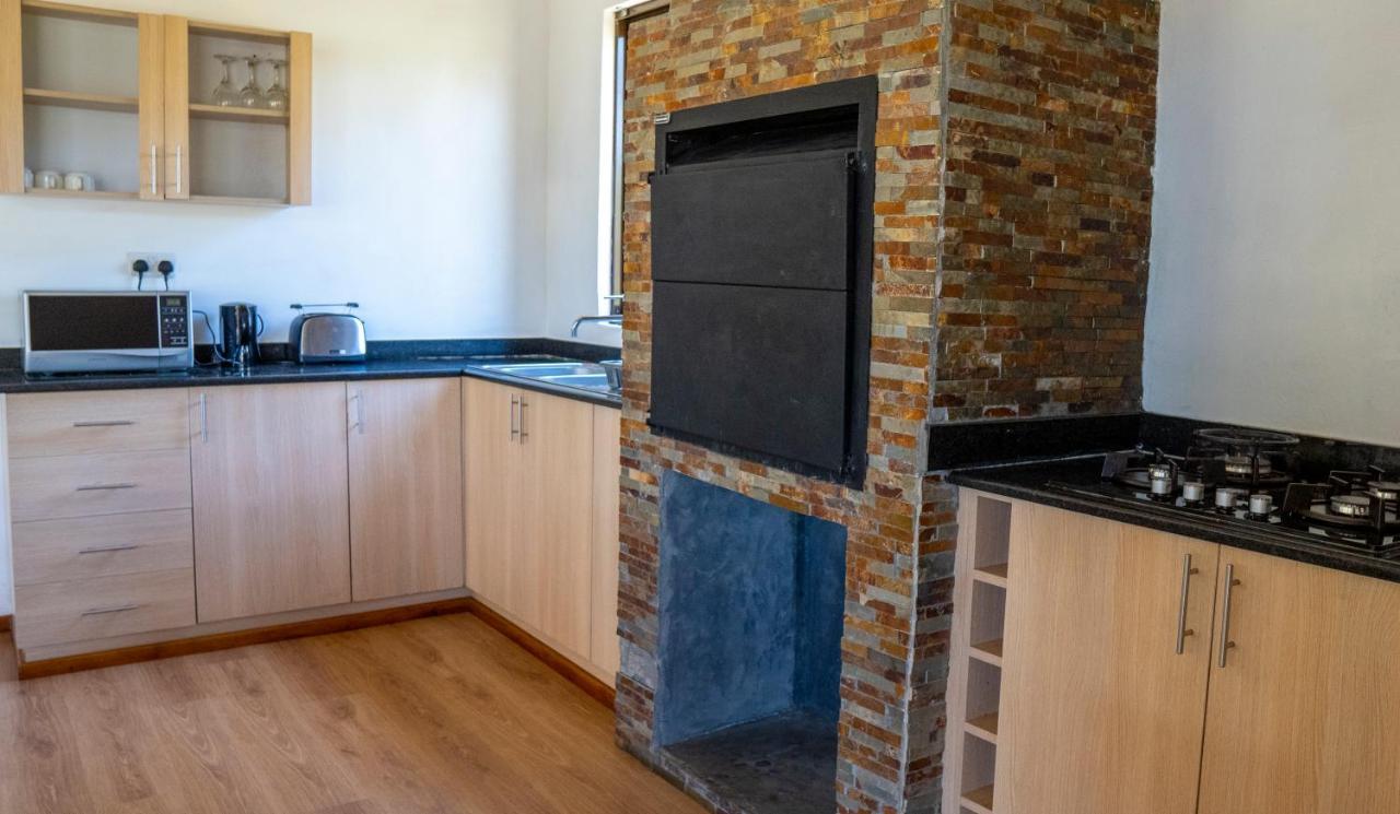 Black Wattle House Накуру Екстериор снимка